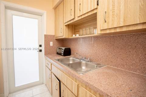 637 SW 11th St 6W, Miami FL - photo 14 of 30