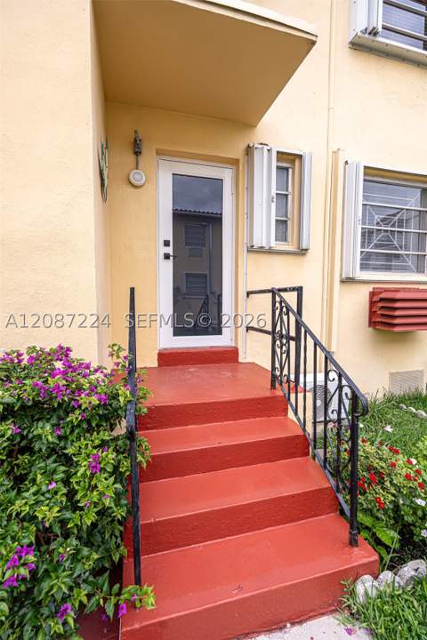 637 SW 11th St 6W, Miami FL - photo 22 of 30