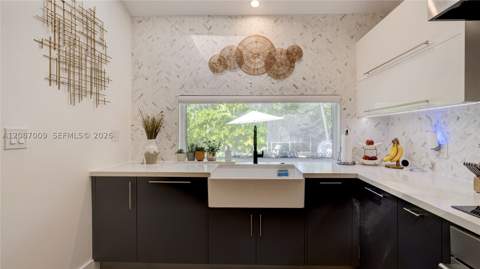 4080 Lybyer Ave, Miami FL - photo 14 of 58