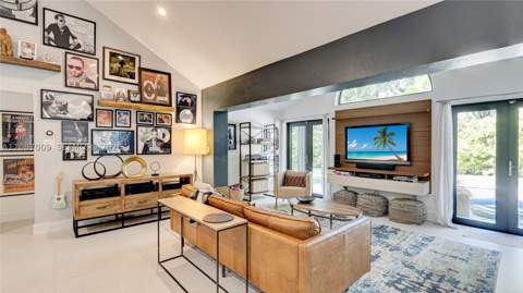 4080 Lybyer Ave, Miami FL - photo 16 of 58
