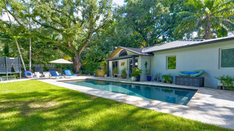 3 bedroom SingleFamilyResidence at 4080 Lybyer Ave, Sunshine Vistas, Miami — photo 5