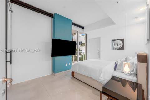 50 S Pointe Dr 514, Miami Beach FL - photo 10 of 19