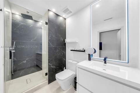 50 S Pointe Dr 514, Miami Beach FL - photo 13 of 19