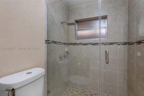 6746 NW 199th St, Hialeah FL - photo 11 of 28