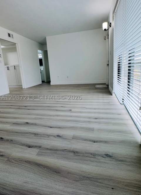 18216 Mediterranean Blvd 1-19, Hialeah FL - photo 22 of 32