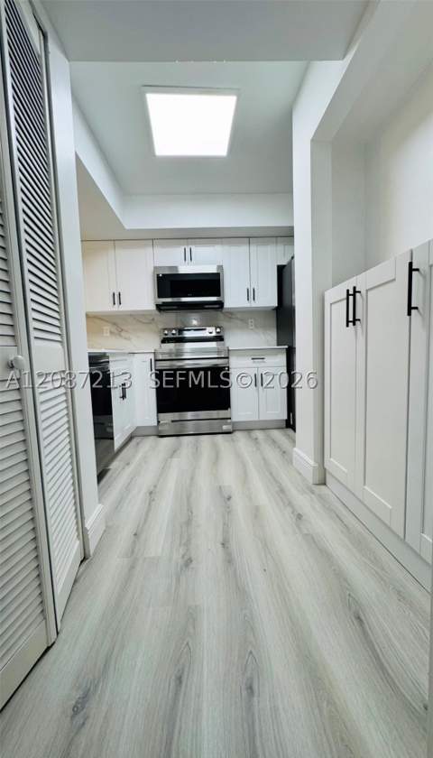 18216 Mediterranean Blvd 1-19, Hialeah FL - photo 6 of 32
