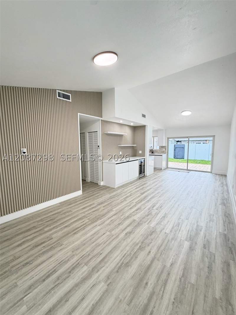 3 bedroom Townhouse at 13916 SW 56th Ln, Evergreen Homes Villas, Miami — photo 4