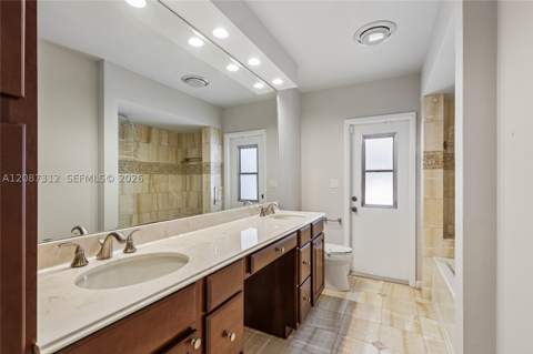 7745 SW 183rd Ter, Palmetto Bay FL - photo 10 of 34