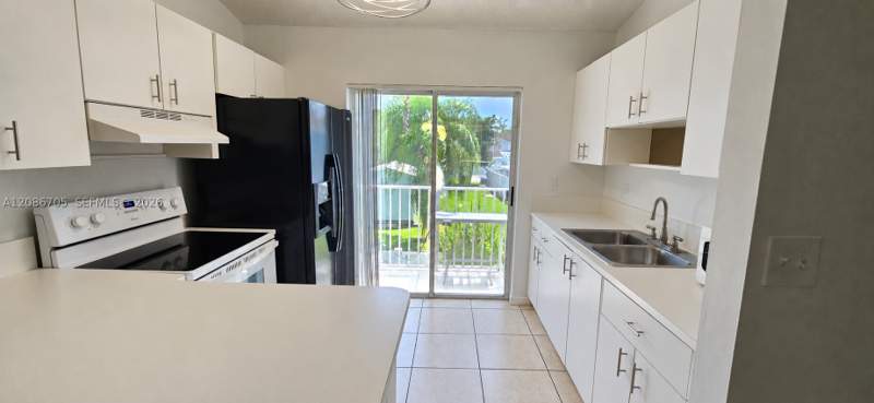 2 bedroom Condominium at 7941 SW 152nd Ave 1404, Images Of Kendall Condo, Miami — photo 2