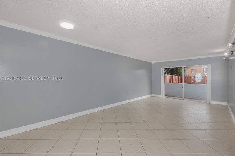 1 bedroom Condominium at 1725 W 60th St F126, Los Suenos Condo, Hialeah — photo 4