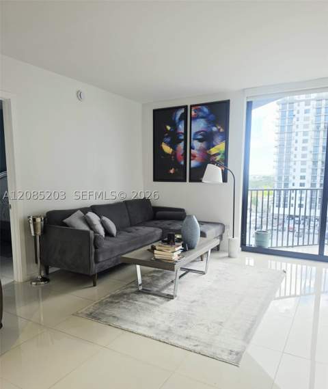 5252 NW 85th Ave 809, Doral FL - photo 7 of 26