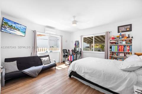 7940 Hawthorne Ave, Miami Beach FL - photo 24 of 32
