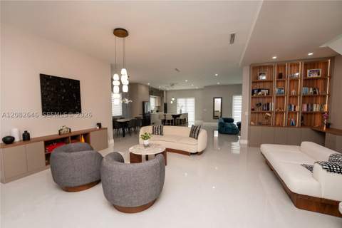 8340 NW 33 Terrace, Doral FL - photo 13 of 50