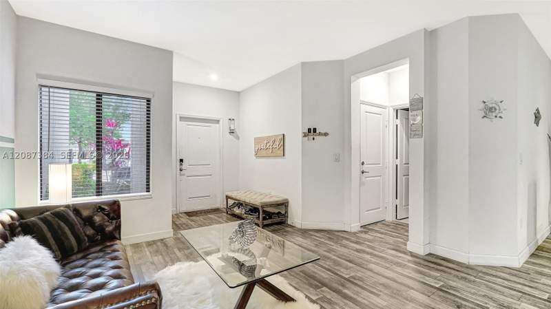3 bedroom Townhouse at 20725 NE 2nd Ct, Via Ventura Neighborhood, Miami — photo 4