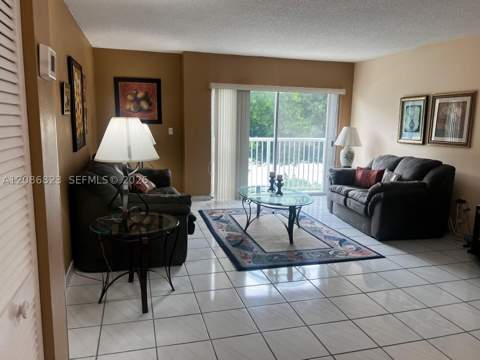 17800 Atlantic Blvd 204, Sunny Isles Beach FL - photo 10 of 21