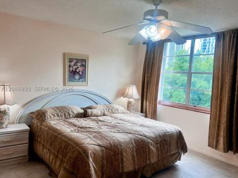 17800 Atlantic Blvd 204, Sunny Isles Beach FL - photo 12 of 21