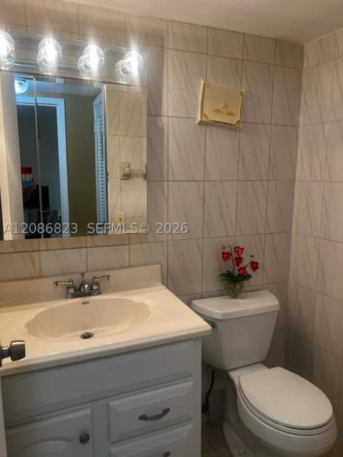 17800 Atlantic Blvd 204, Sunny Isles Beach FL - photo 20 of 21