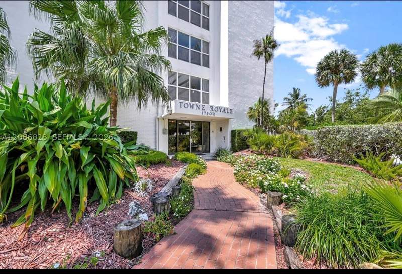 1 bedroom Condominium at 17800 Atlantic Blvd 204, Towne Royale Condo, Sunny Isles Beach — photo 3