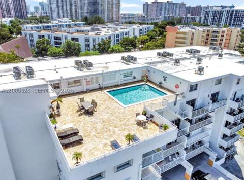 17800 Atlantic Blvd 204, Sunny Isles Beach FL - photo 7 of 21