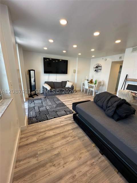 2829 Indian Creek Dr 804, Miami Beach FL - photo 10 of 22
