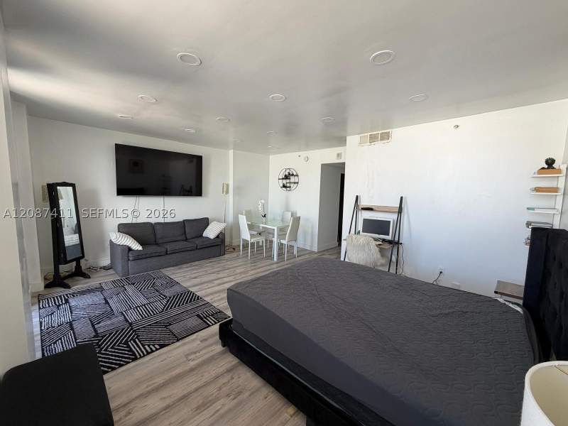 0 bedroom Condominium at 2829 Indian Creek Dr 804, Clearview Towers Condo, Miami Beach — photo 3