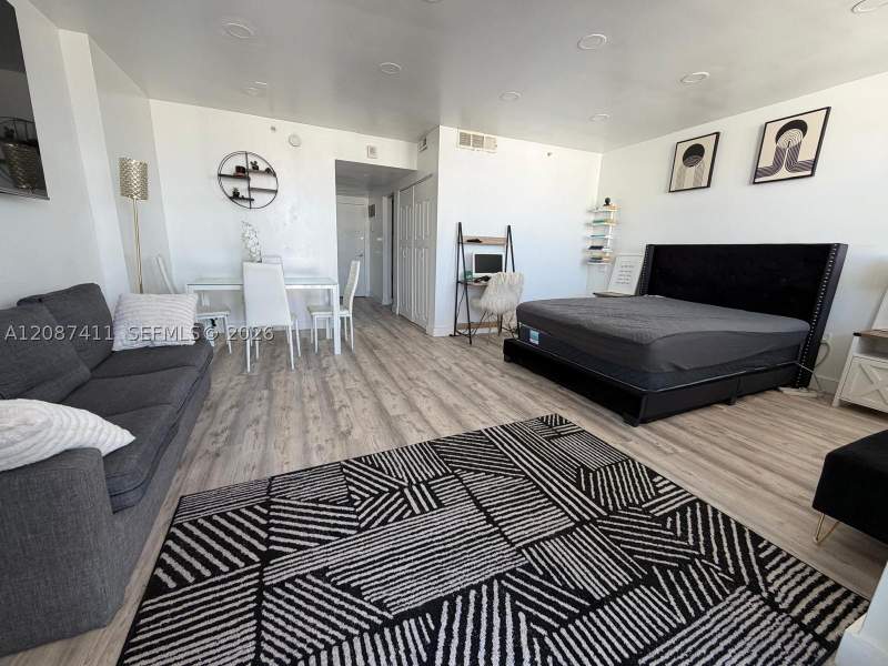 0 bedroom Condominium at 2829 Indian Creek Dr 804, Clearview Towers Condo, Miami Beach — photo 4