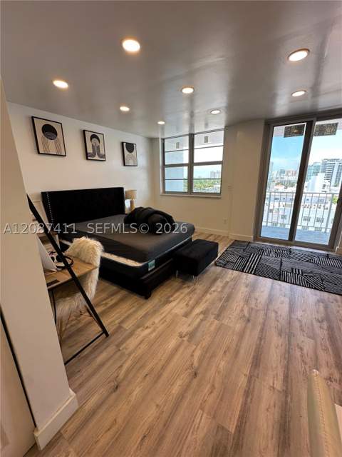 2829 Indian Creek Dr 804, Miami Beach FL - photo 6 of 22