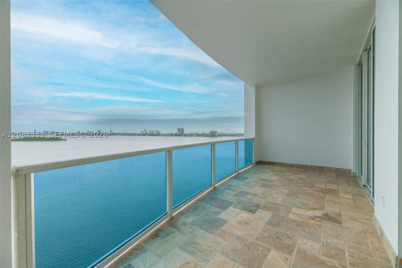 1 bedroom Condominium at 725 NE 22nd St 8E, New Wave Condo, Miami — photo 4