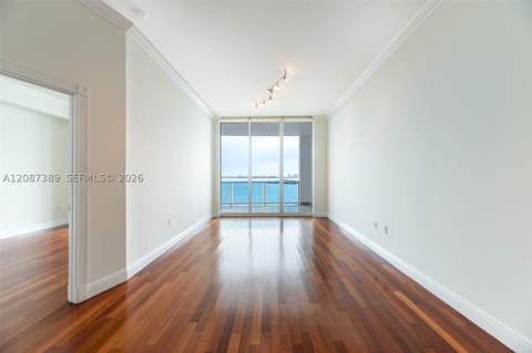 725 NE 22nd St 8E, Miami FL - photo 9 of 41