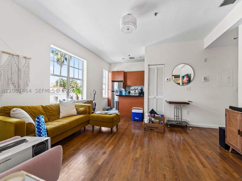 1 bedroom Condominium at 1244 Pennsylvania Ave 302, Dorann Condo, Miami Beach — photo 3