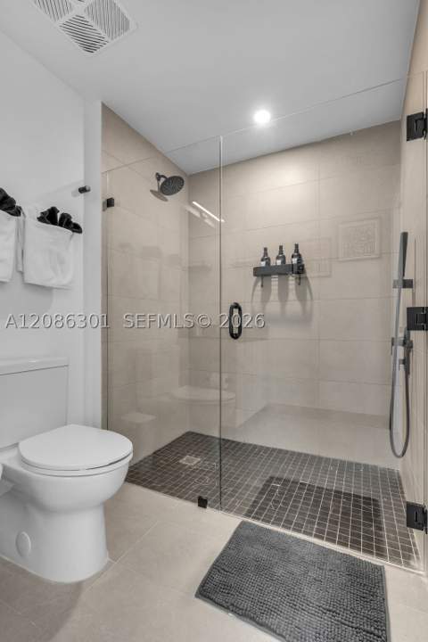 225 N Miami Ave 3501, Miami FL - photo 10 of 25