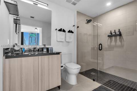 225 N Miami Ave 3501, Miami FL - photo 11 of 25