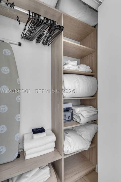225 N Miami Ave 3501, Miami FL - photo 12 of 25