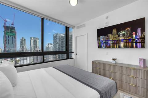 225 N Miami Ave 3501, Miami FL - photo 13 of 25
