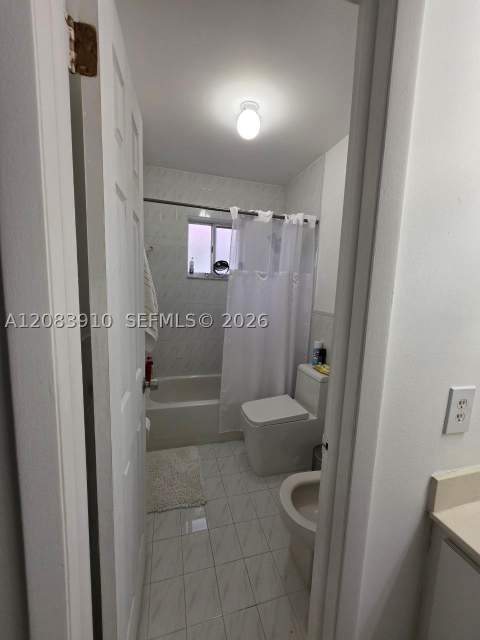 10101 W Okeechobee Rd 10-202, Hialeah Gardens FL - photo 15 of 15