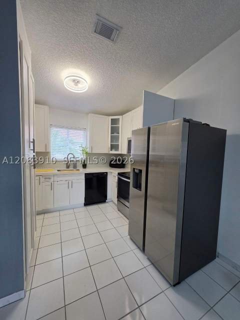 10101 W Okeechobee Rd 10-202, Hialeah Gardens FL - photo 7 of 15