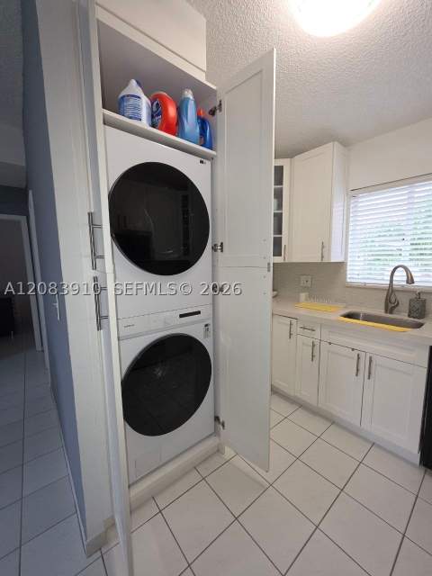 10101 W Okeechobee Rd 10-202, Hialeah Gardens FL - photo 9 of 15