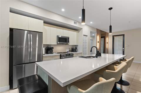 7865 NW 104th Ave 4, Doral FL - photo 11 of 43