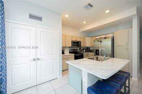 20828 NW 9 Path, Miami Gardens FL - photo 6 of 40