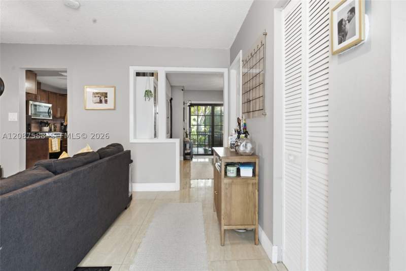 3 bedroom Townhouse at 11116 SW 70th Ter, Snapper Creek Townhouses, Miami — photo 3