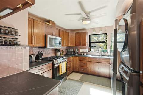 11116 SW 70th Ter, Miami FL - photo 7 of 24