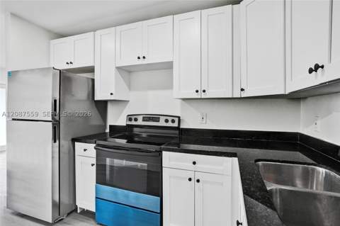 1341 NW 75th St, Miami FL - photo 7 of 33