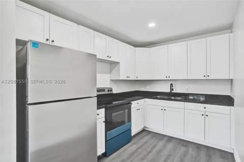 1341 NW 75th St, Miami FL - photo 8 of 33