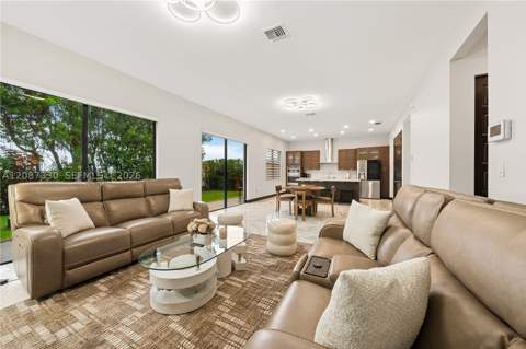 16025 SW 136th Ter, Miami FL - photo 20 of 35
