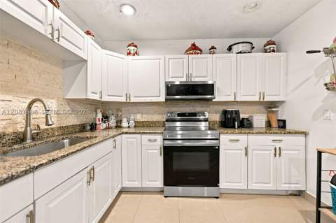 1299 NW 120th St, North Miami FL - photo 8 of 34