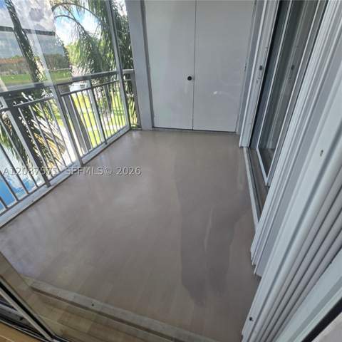 8600 SW 212th St 308, Cutler Bay FL - photo 9 of 13