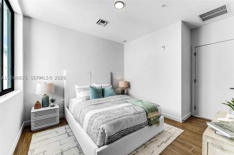 521 NE 61st St, Miami FL - photo 12 of 36