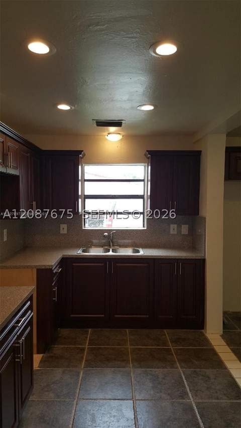 28704 SW 147th Pl, Homestead FL - photo 10 of 11