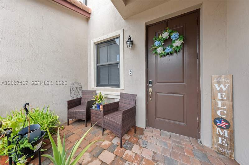 3 bedroom Townhouse at 11461 SW 253rd St, Coco Palm Estates, Homestead — photo 2