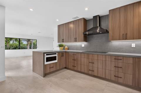 1215 NE 110th St, Miami FL - photo 14 of 40
